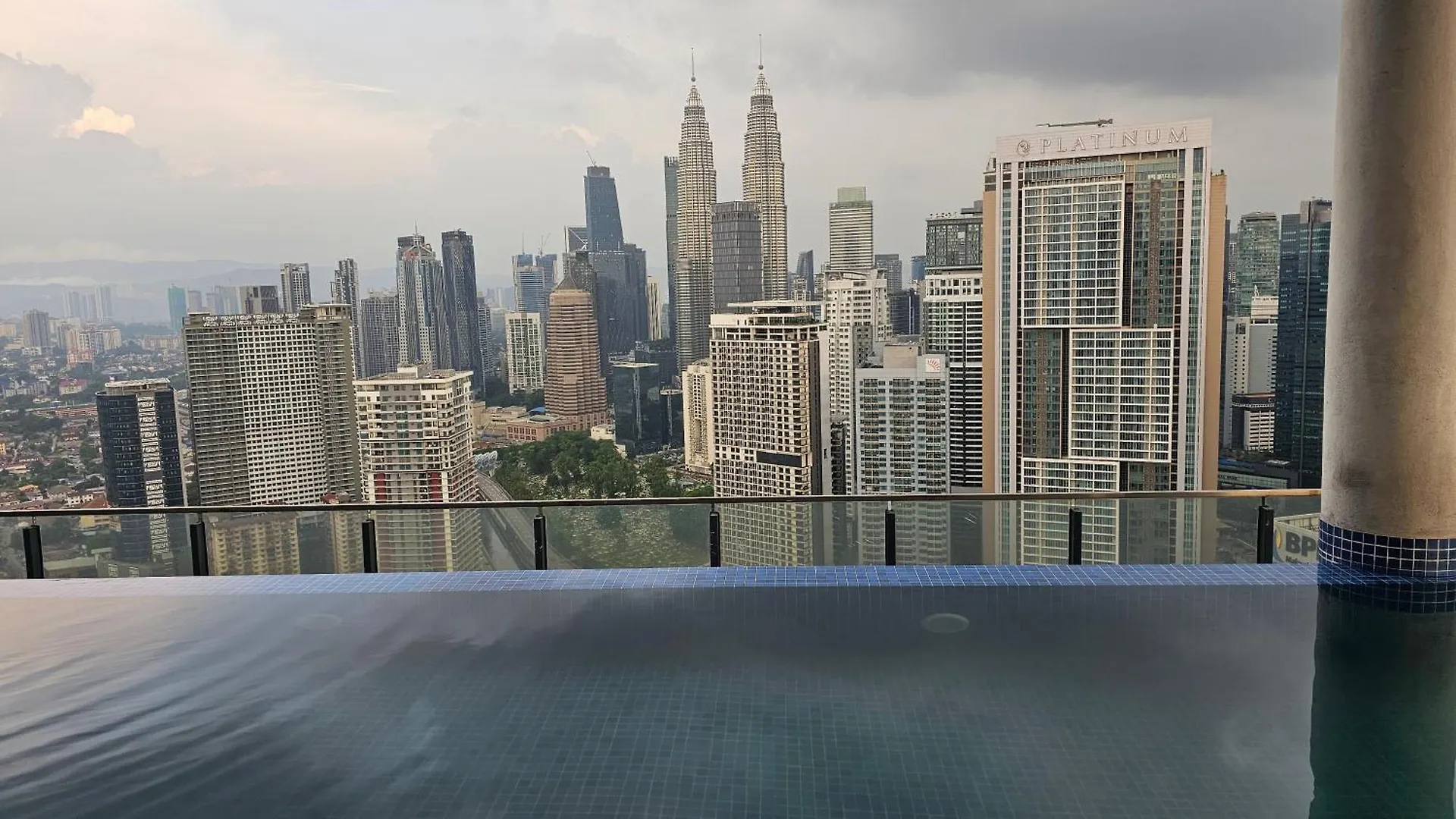 The Colony Infinitum Relax Suites Klcc Kuala Lumpur Apartamento